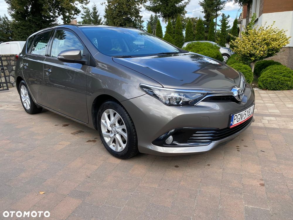 Toyota Auris 1.2 T Premium - 2