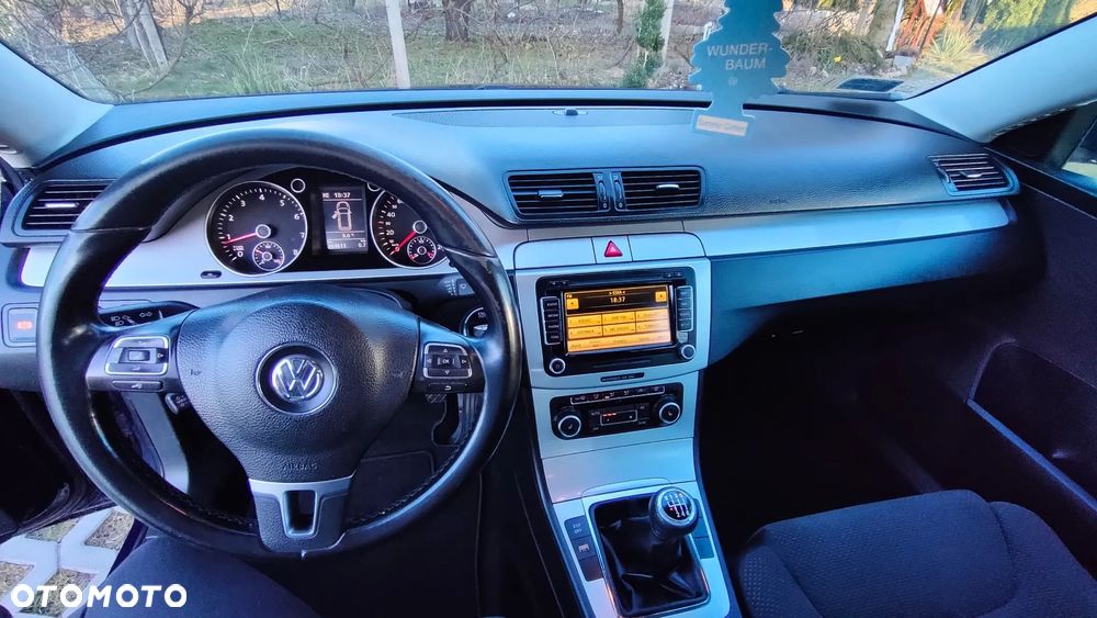 Volkswagen Passat 1.8 TSI Exclusive - 12