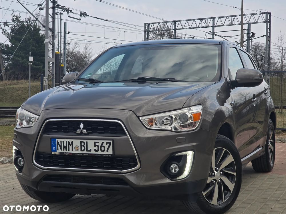 Mitsubishi ASX 1.8 DI-D 2WD Diamant Edition - 38