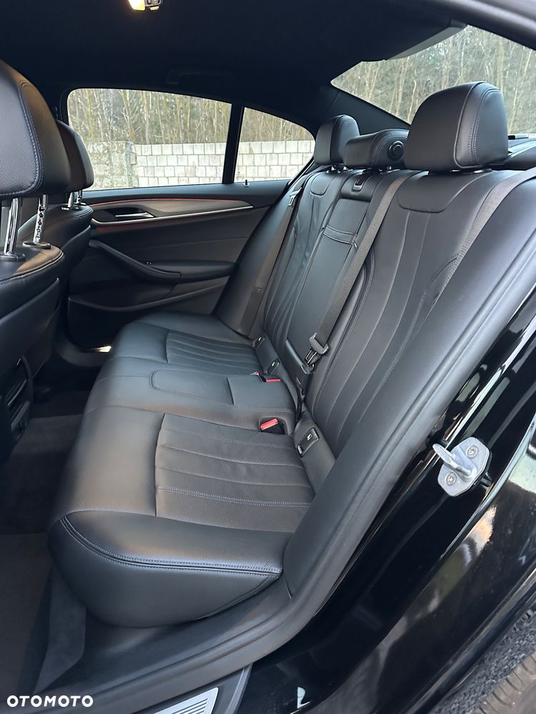 BMW Seria 5 520d xDrive M Sport sport - 14