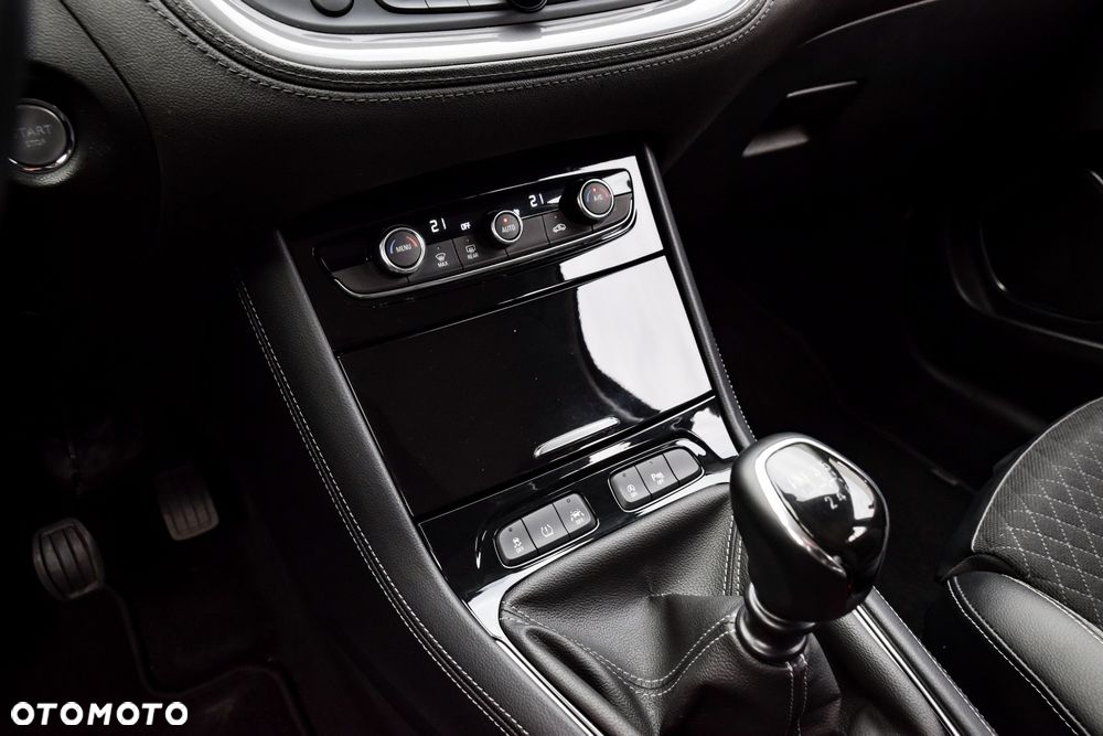 Opel Grandland X 1.6 D Start/Stop Business INNOVATION - 13