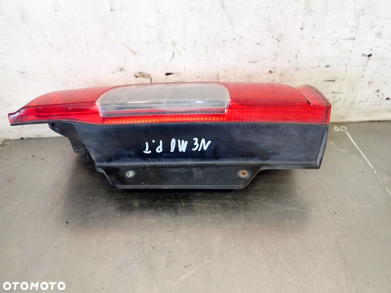 LAMPA PRAWA TYLNA CITROEN NEMO 1.4 13202F/A - 3