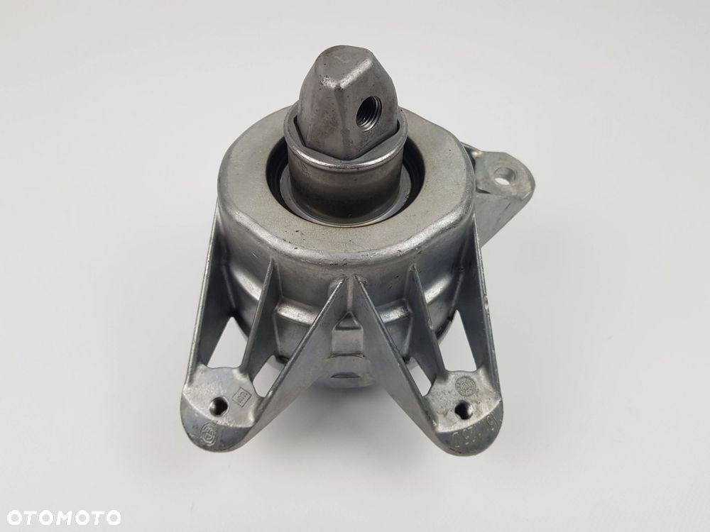 Poduszka Łapa Mocowanie silnika Mercedes A1672400100 - 1