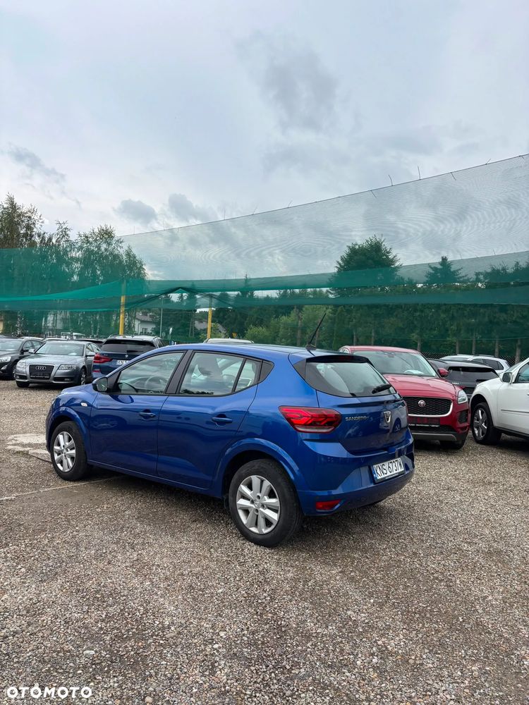 Dacia Sandero - 8