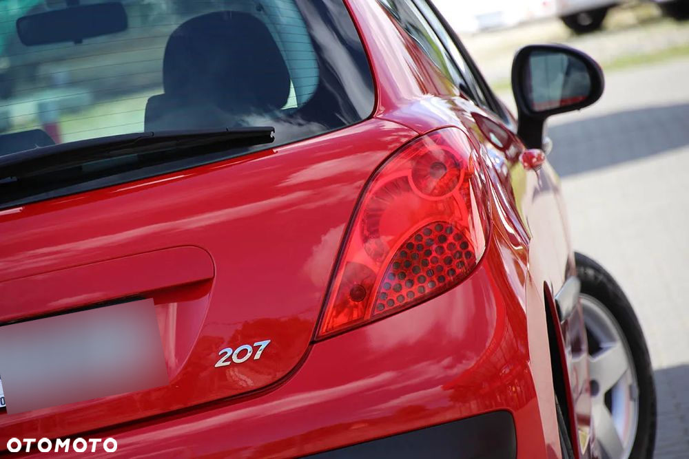 Peugeot 207 1.4 16V Trendy - 18