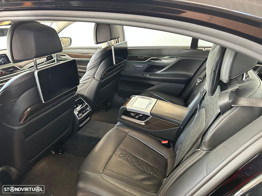 BMW 740 Le iPerformance - 16