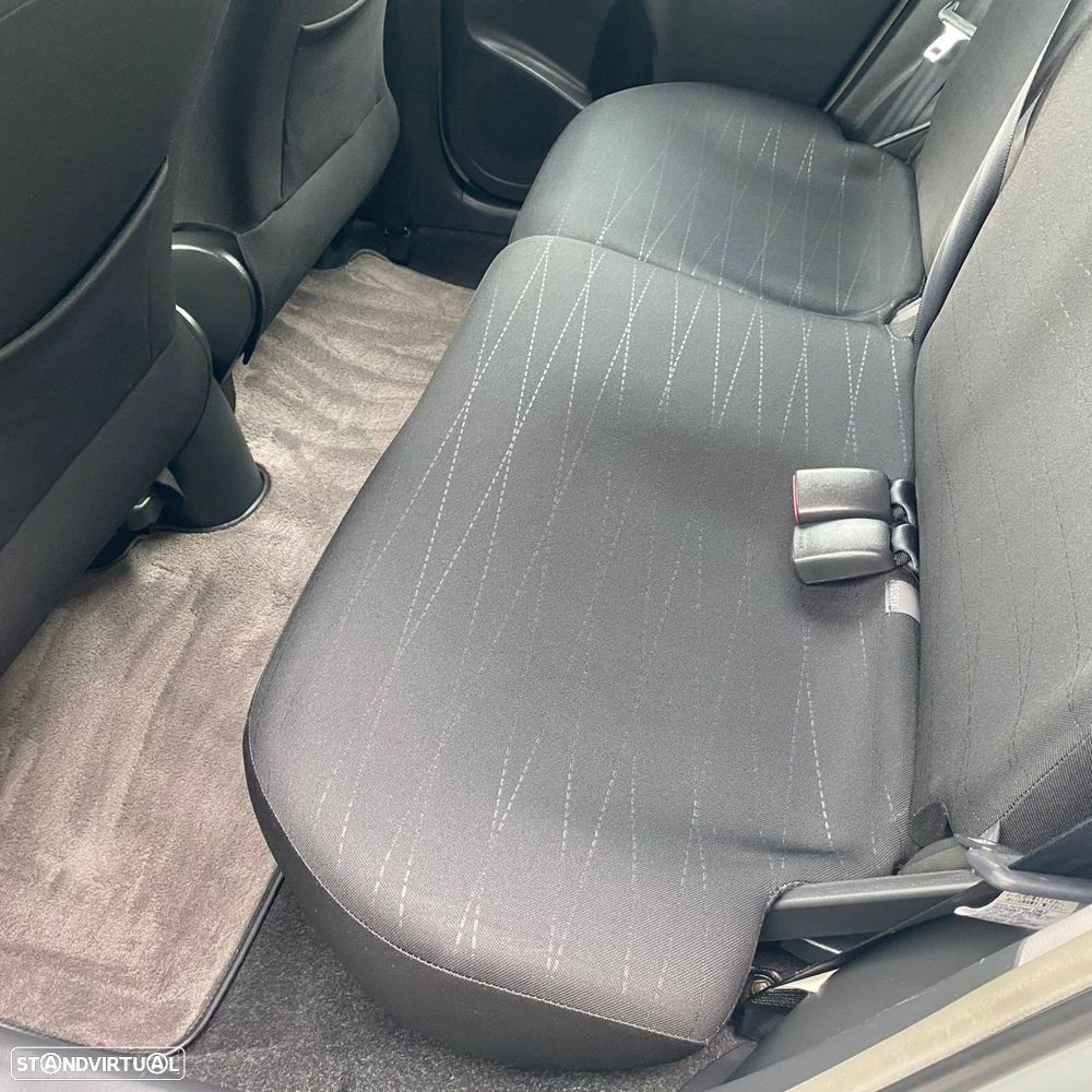 Toyota Yaris 1.0 VVT-i Sol High Pack MMT - 33