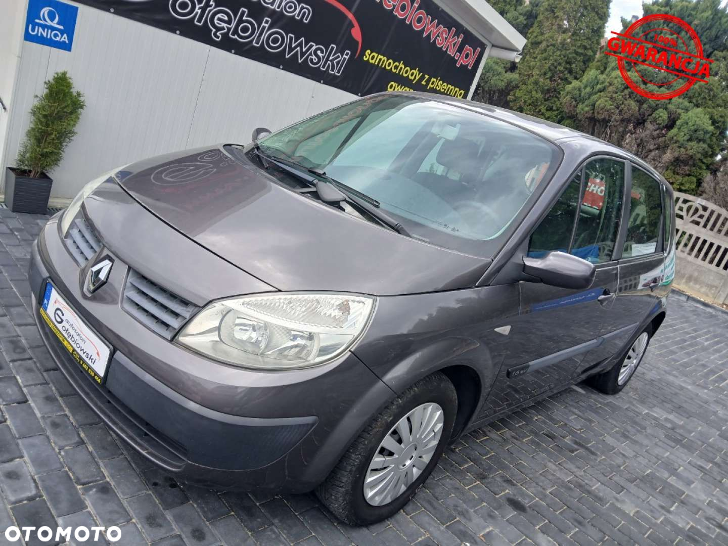 Renault Scenic 1.6 16V Emotion Plus - 12