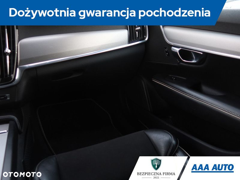 Volvo V90 - 9
