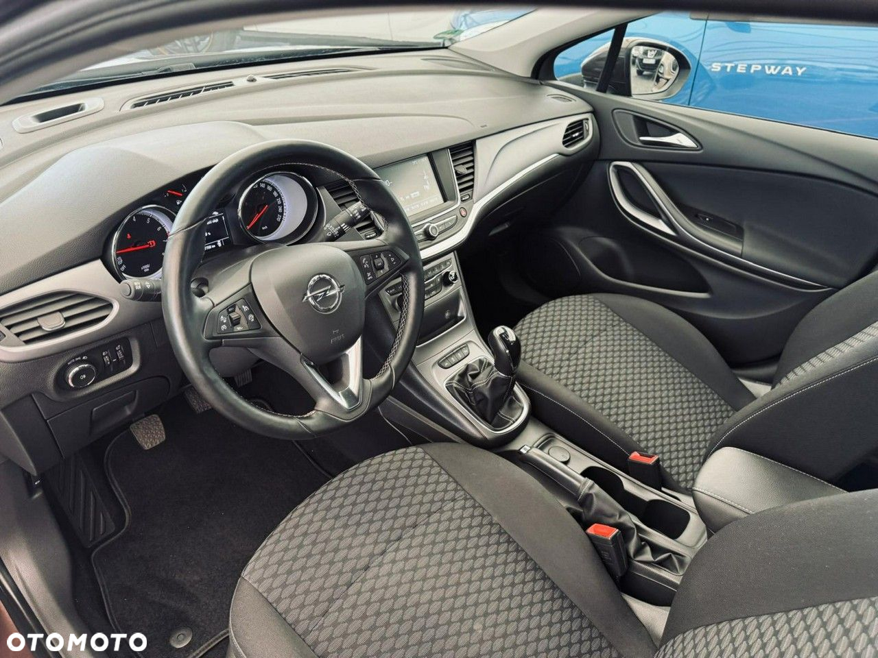 Opel Astra - 25