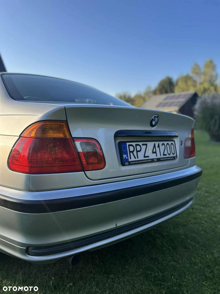 BMW Seria 3 316i - 2