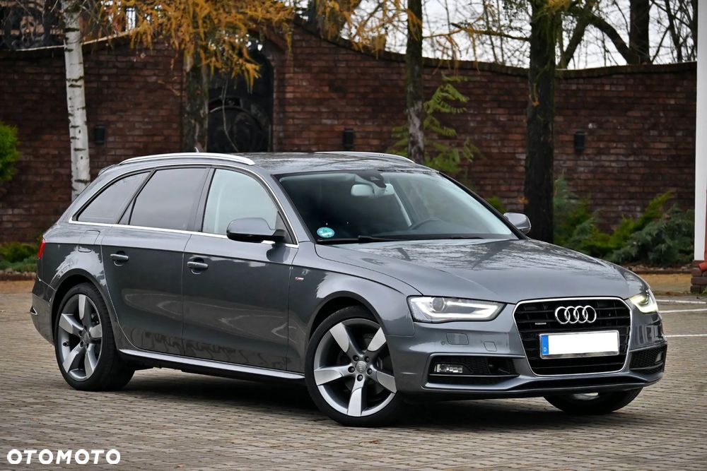 Audi A4 Avant 2.0 TDI DPF clean diesel quattro S tronic S line Sportpaket - 4