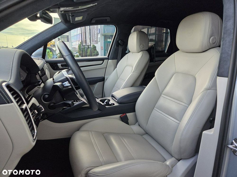 Porsche Cayenne E-Hybrid - 29