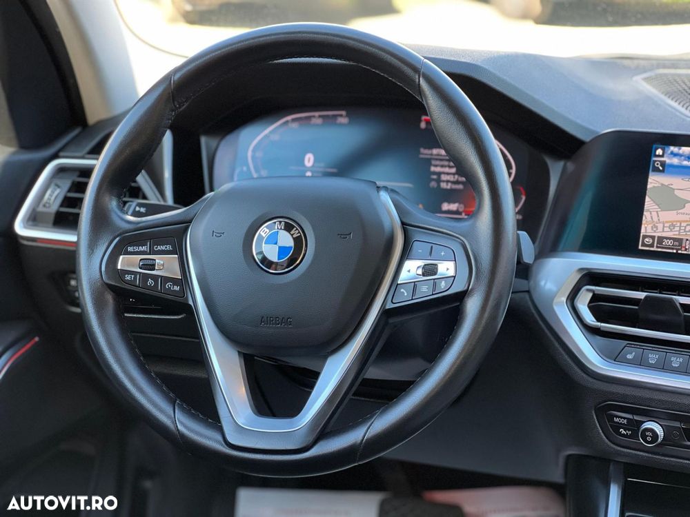 BMW Seria 3 318d AT MHEV - 12