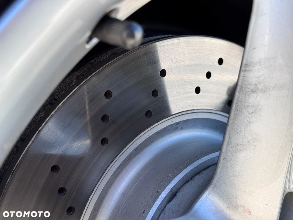 Mercedes-Benz SL - 15