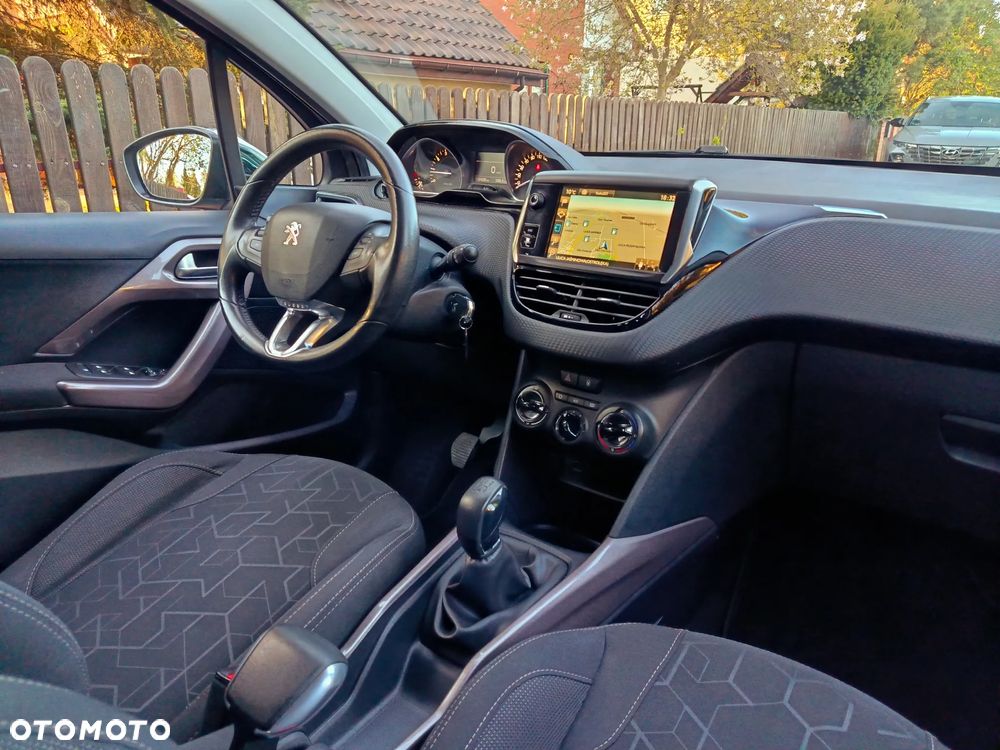 Peugeot 2008 - 9