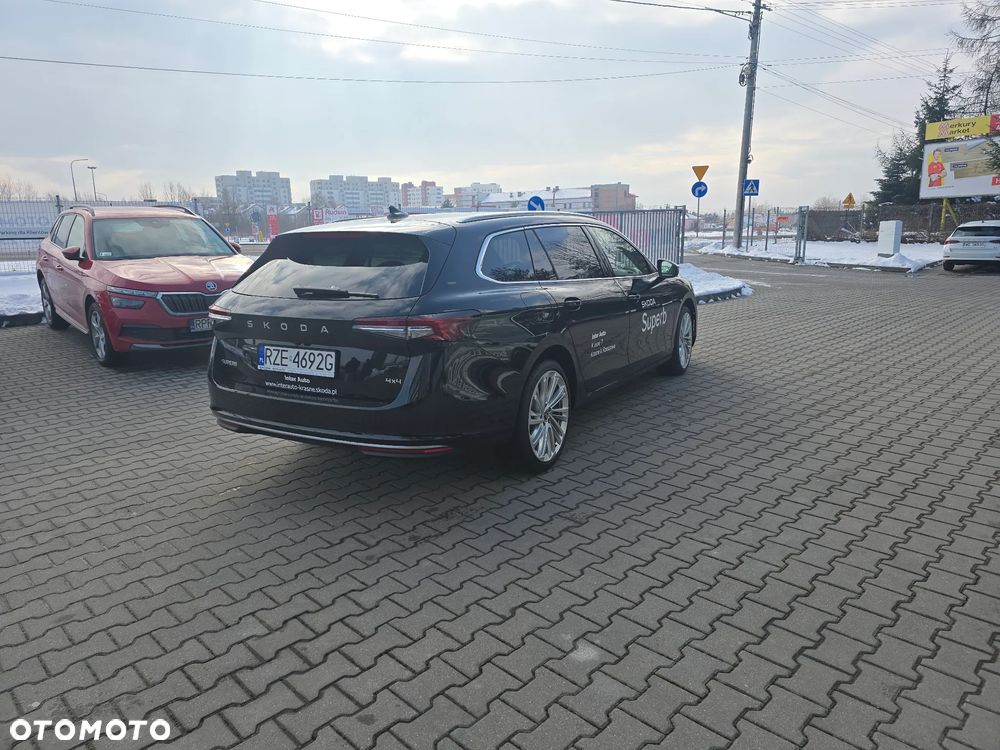 Skoda Superb 2.0 TDI SCR 4x4 L&K DSG - 4