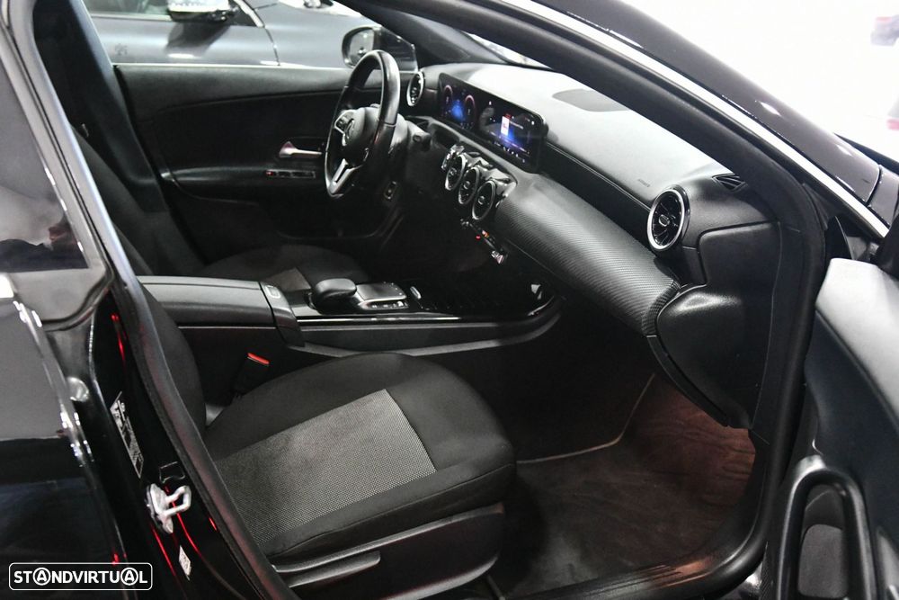 Mercedes-Benz CLA 180 d Shooting Brake Style Aut. - 11