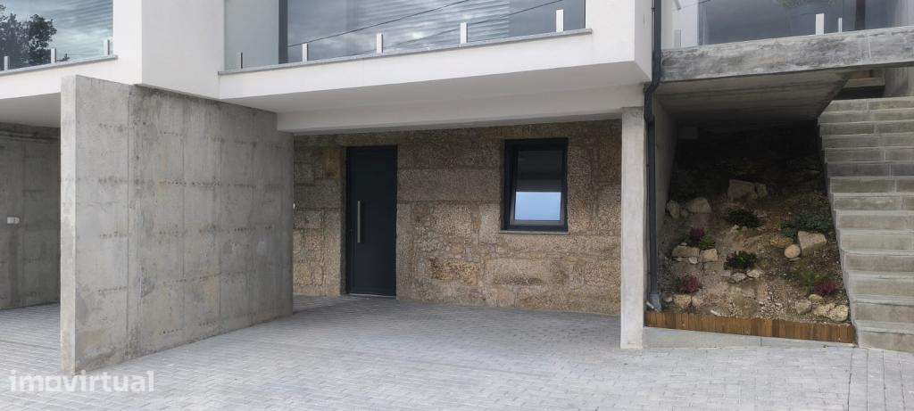 Moradia Nova Isolada à Venda na Guarda - Grande imagem: 5/21