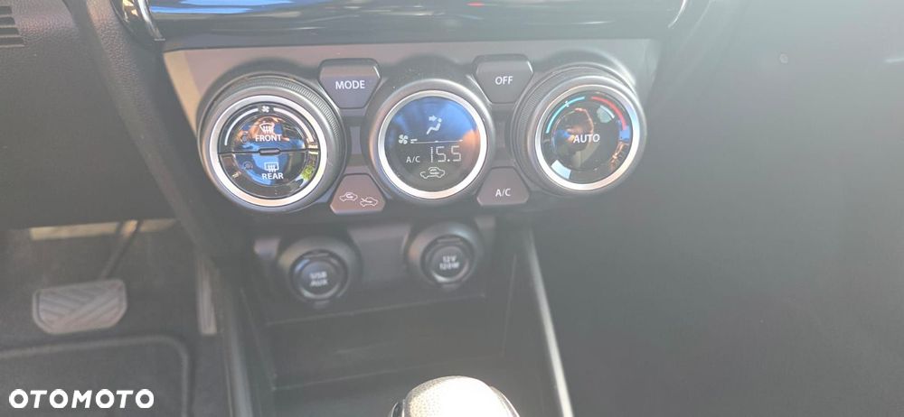 Suzuki Swift 1.2 Premium Plus CVT - 22