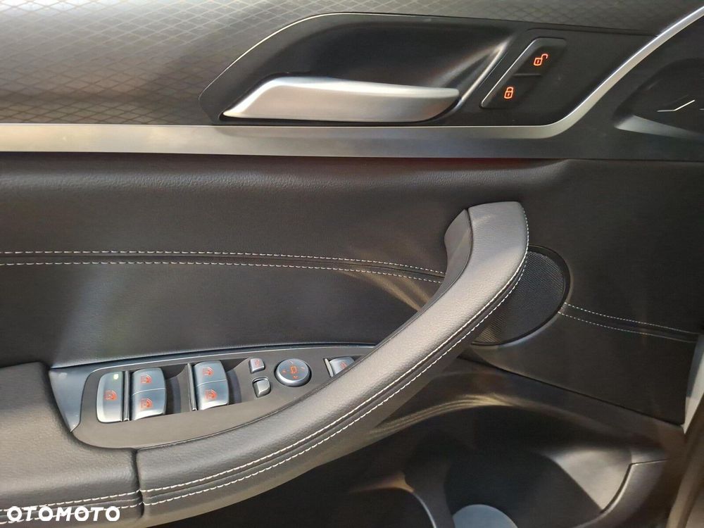 BMW X4 - 23