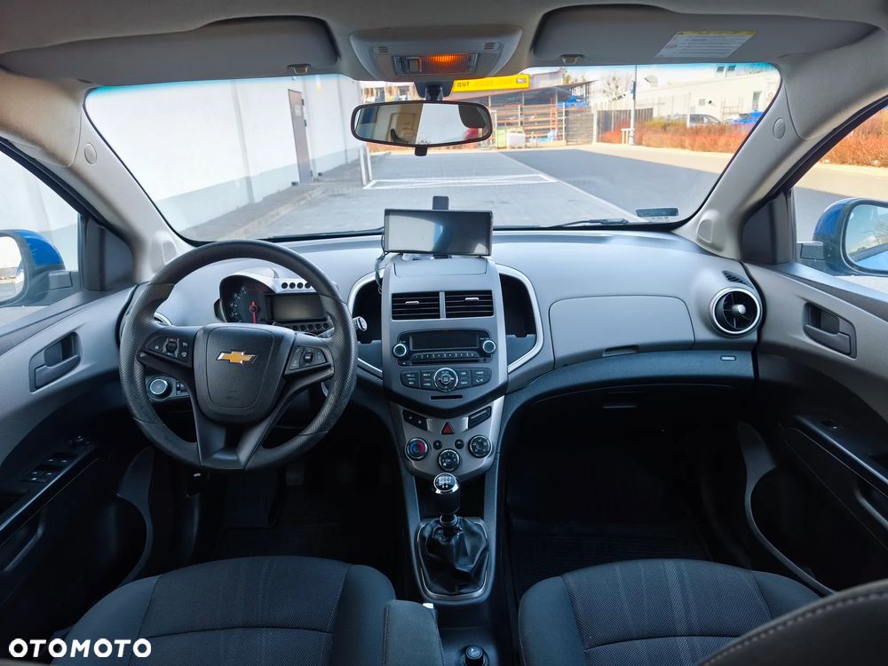 Chevrolet Aveo 1.2 LT - 9