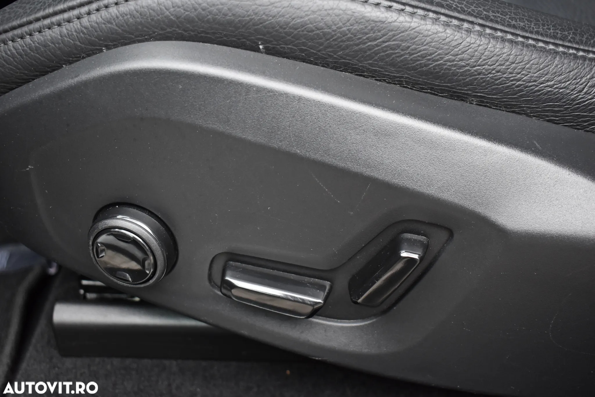 Volvo XC 60 T5 AWD Inscription - 25