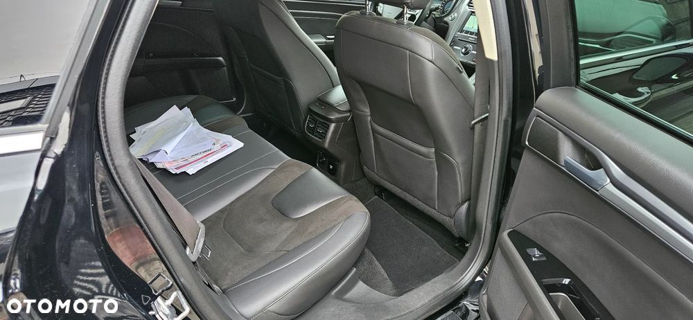 Ford Mondeo 2.0 TDCi Bi-Turbo PowerShift-Aut ST-Line - 24