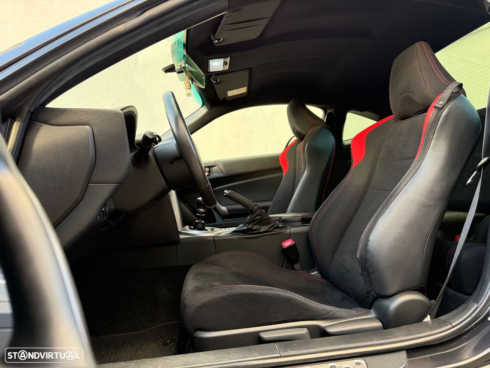 Toyota GT86 2.0D-4S Black Touch Edition - 17