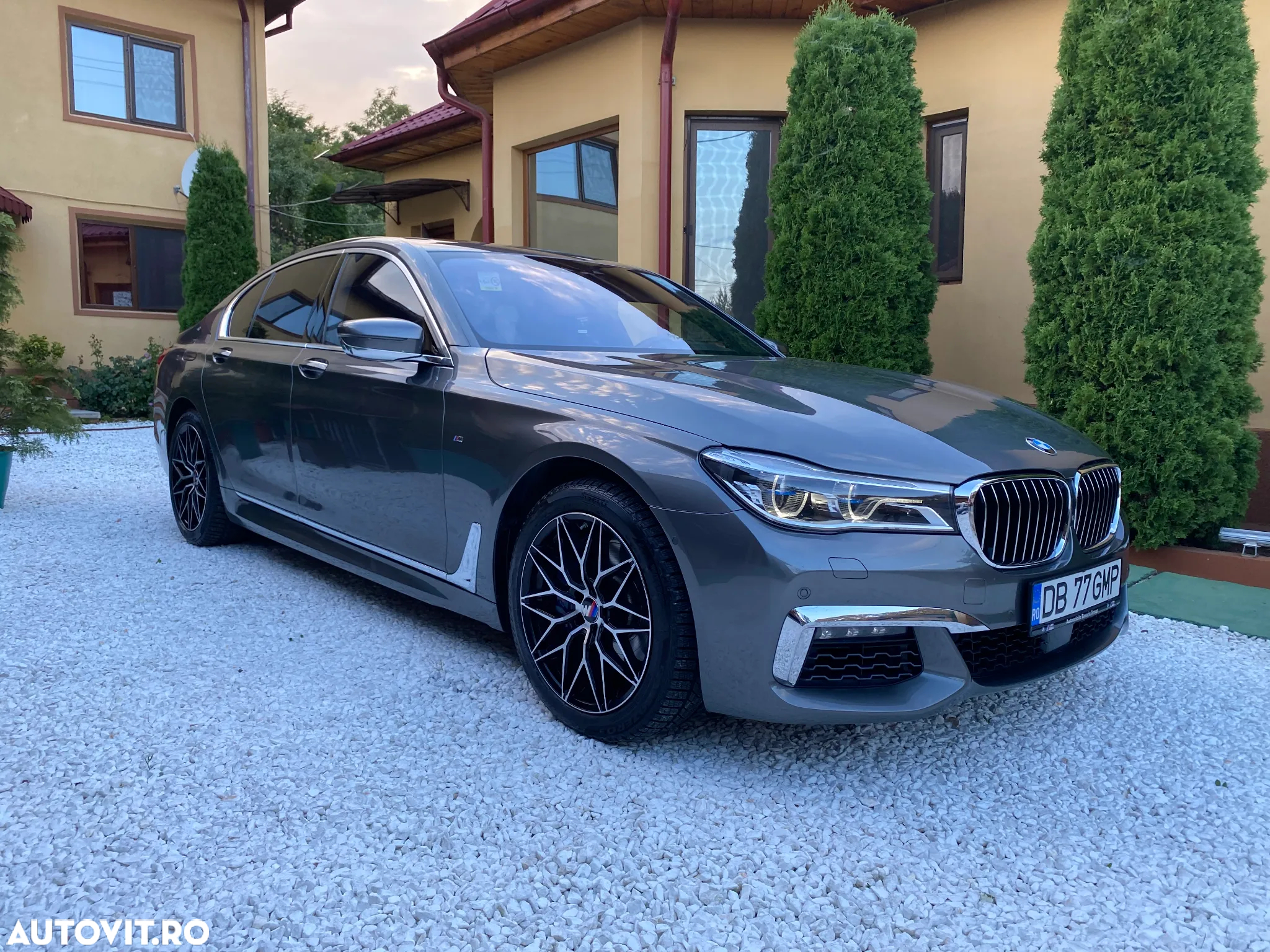 BMW Seria 7 750d xDrive - 2