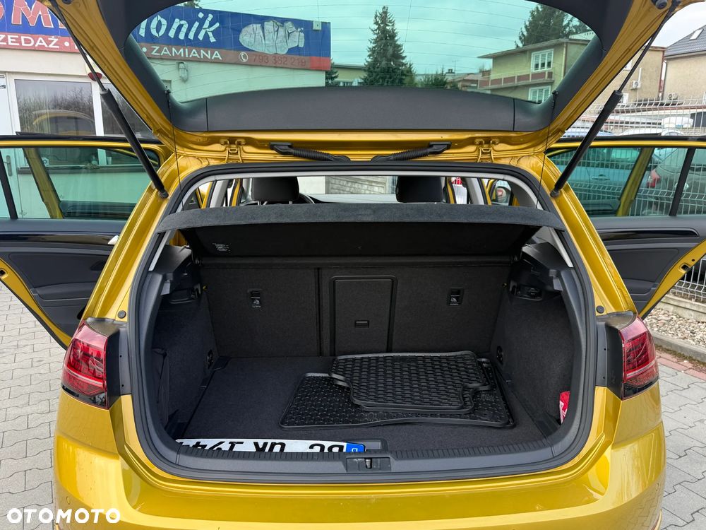 Volkswagen Golf 1.4 TSI Sound - 35