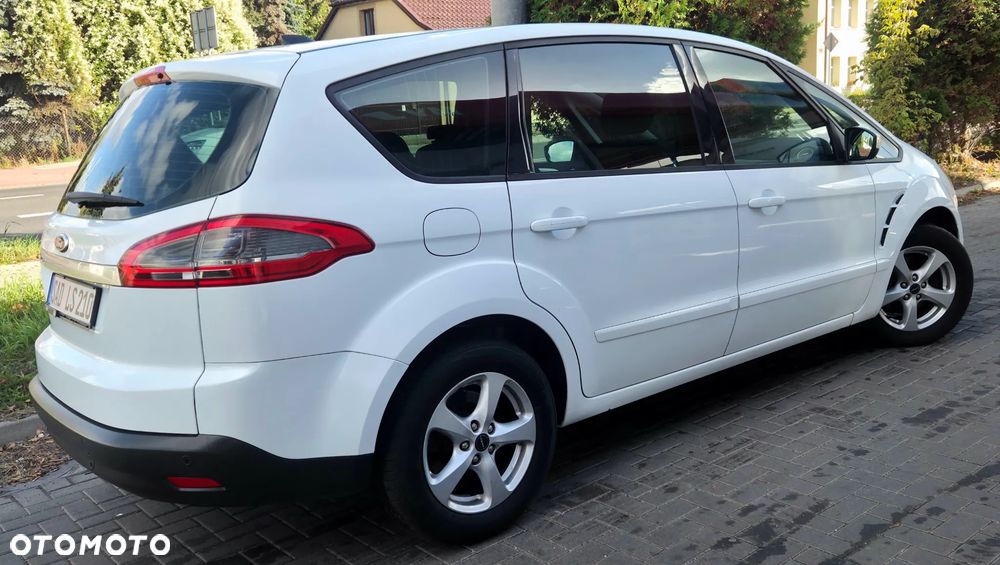 Ford S-Max 2.0 TDCi DPF Business Edition - 17
