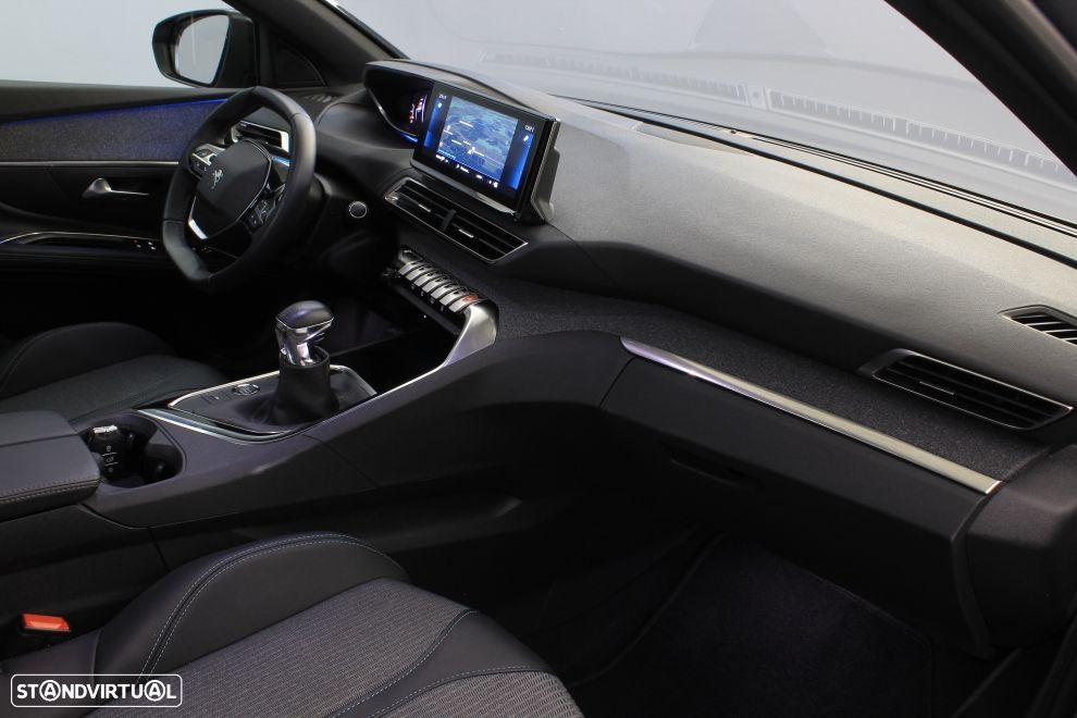 Peugeot 5008 1.2 PureTech Allure Pack - 21