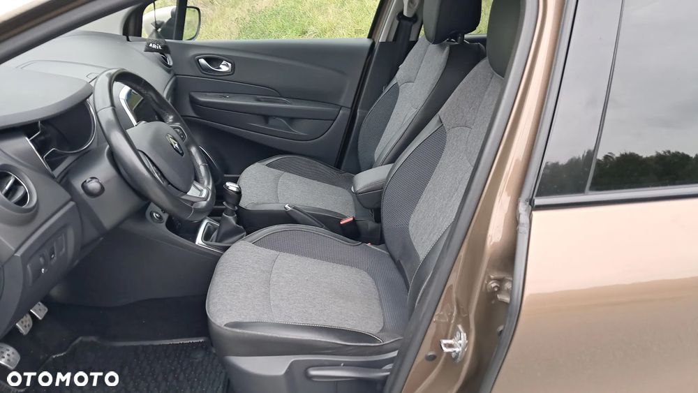 Renault Captur 1.5 dCi Energy XMOD - 23