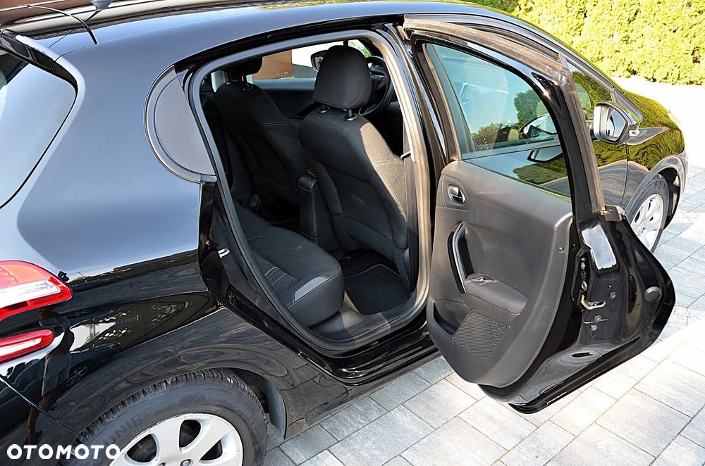 Peugeot 208 1.4 HDi Business Line - 20