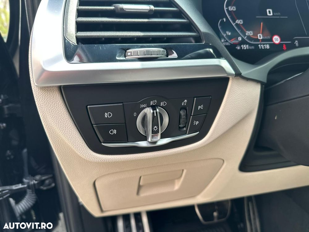 BMW X4 M M40d AT MHEV - 16