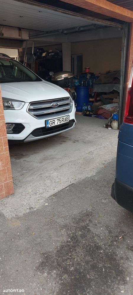 Ford Kuga 2.0 TDCi 4WD Titanium - 10