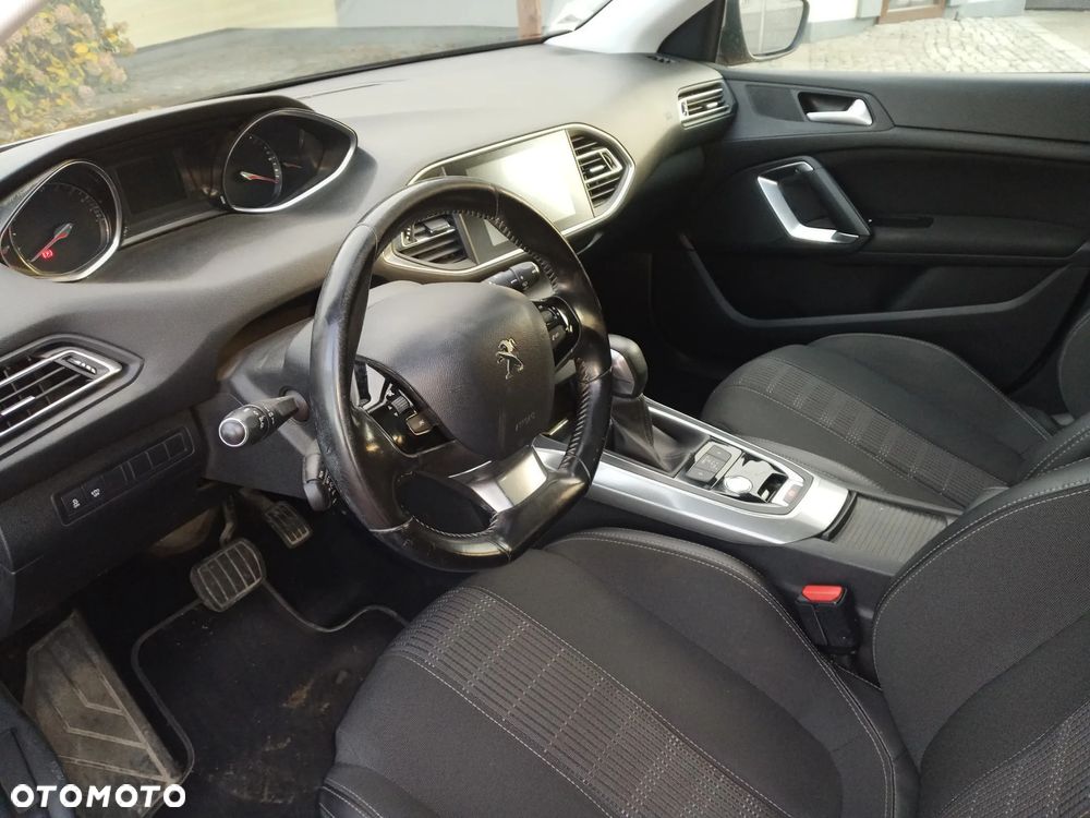 Peugeot 308 BlueHDi 150 Automatik Stop & Start Niveau 2 Business-Line - 13
