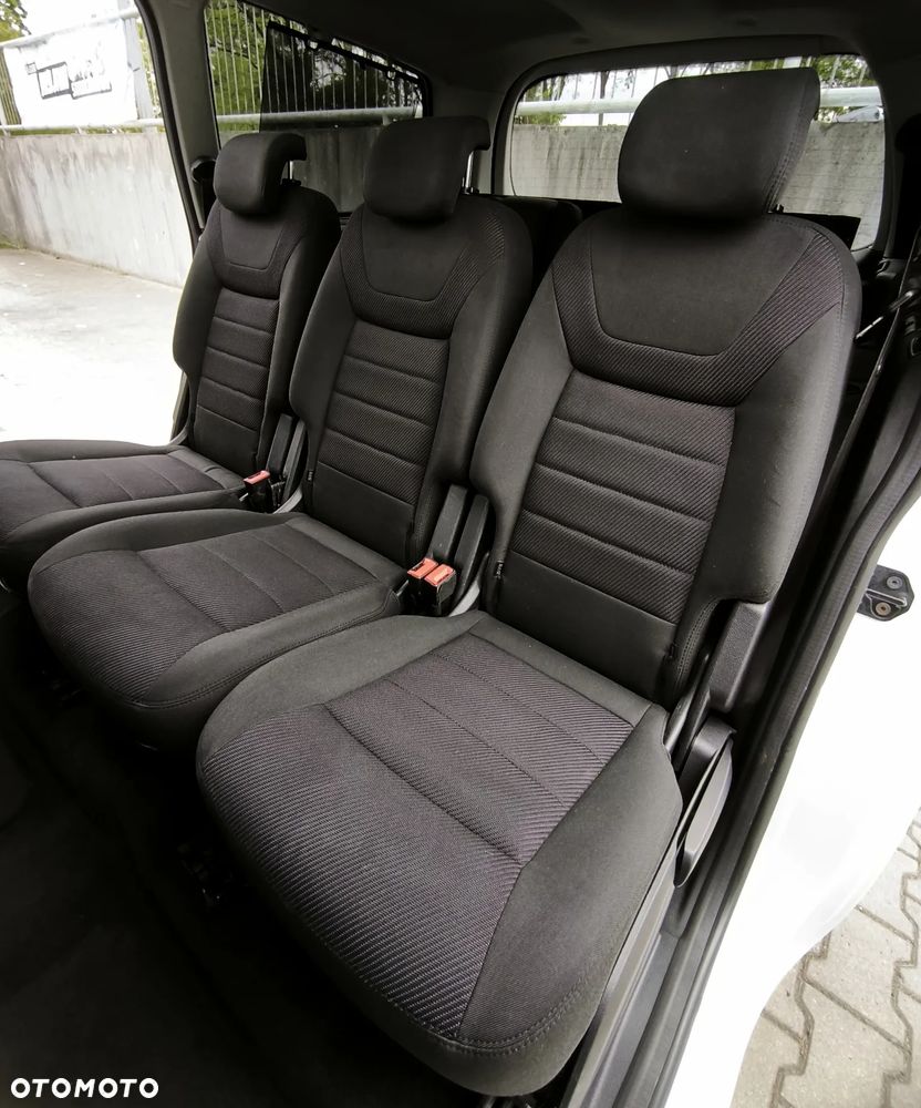 Ford Galaxy 2.0 TDCi Titanium - 11
