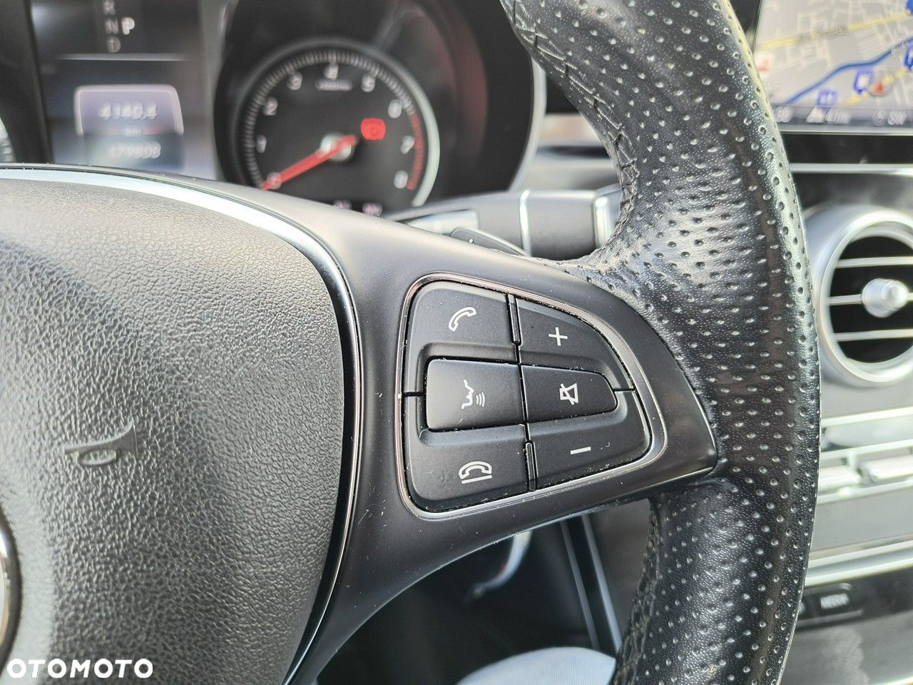 Mercedes-Benz GLC - 36