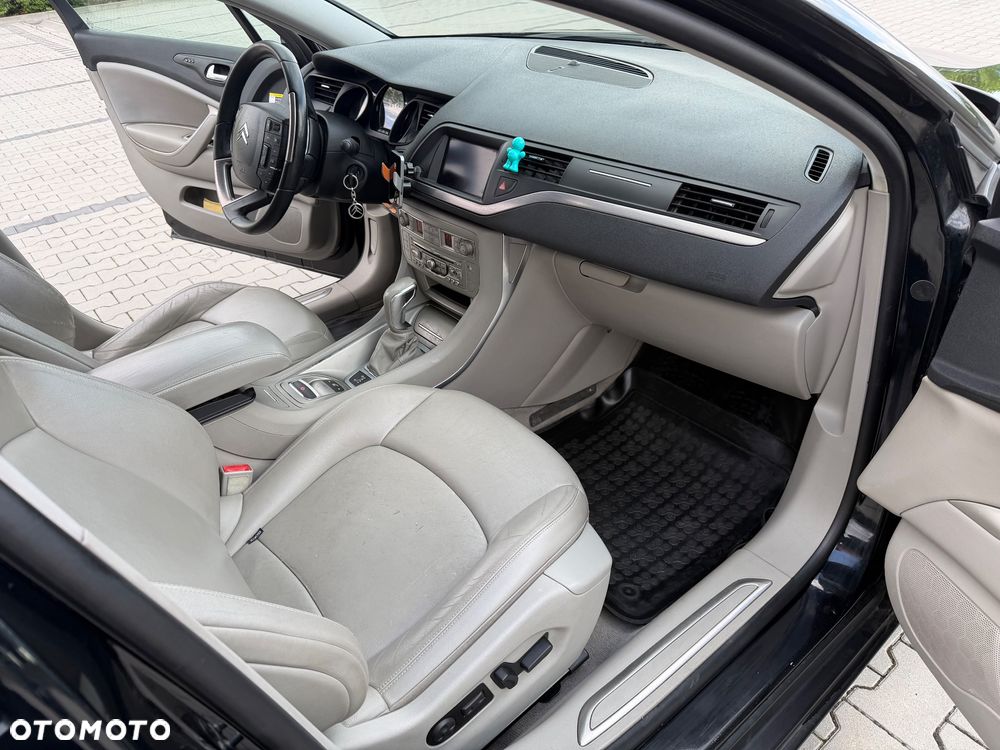 Citroën C5 2.0 HDi Exclusive - 24