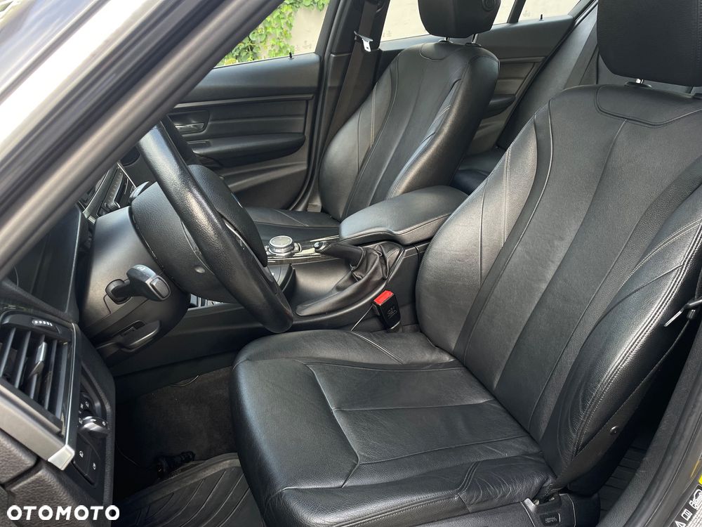 BMW Seria 3 - 29