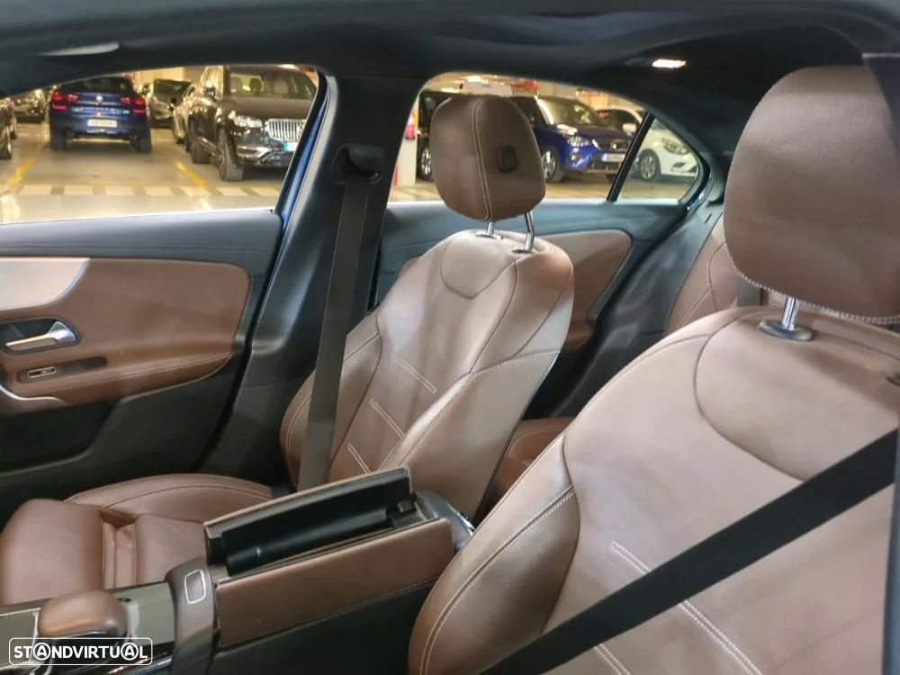 Mercedes-Benz A 180 Limousine d AMG Line Aut. - 5