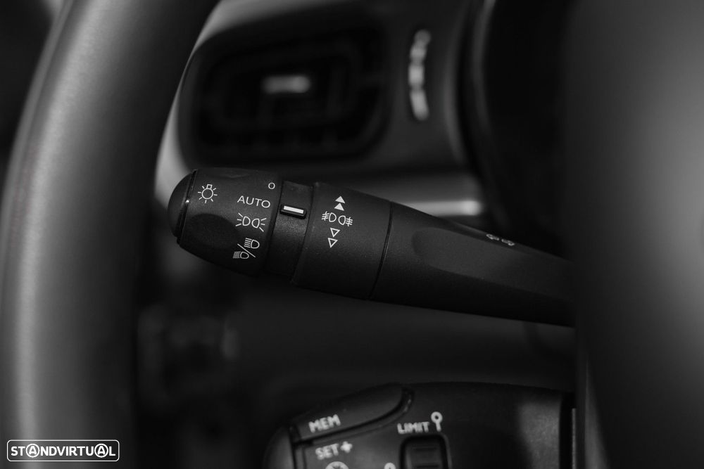 Citroën C3 1.2 PureTech Feel - 19