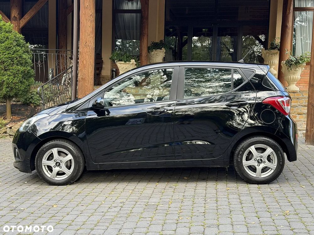 Hyundai i10 1.0 YES - 17