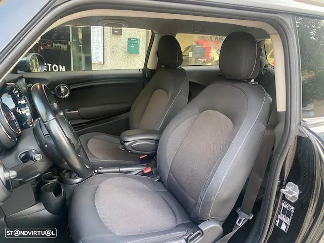 MINI 3 Portas One Auto - 13