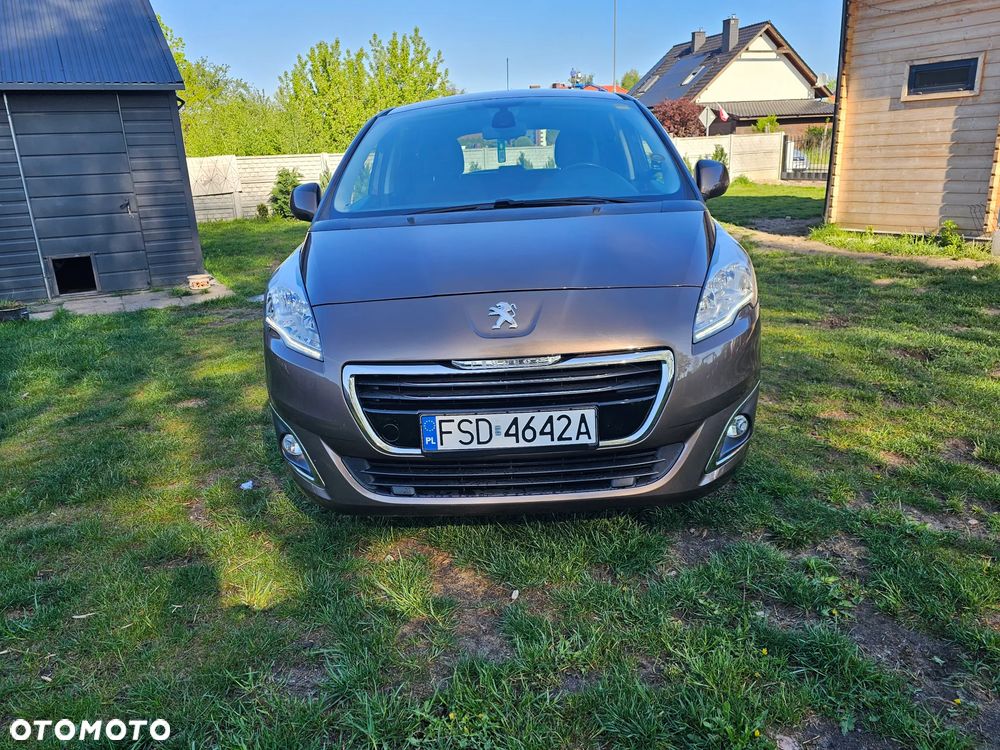 Peugeot 5008 120 VTi Premium - 10