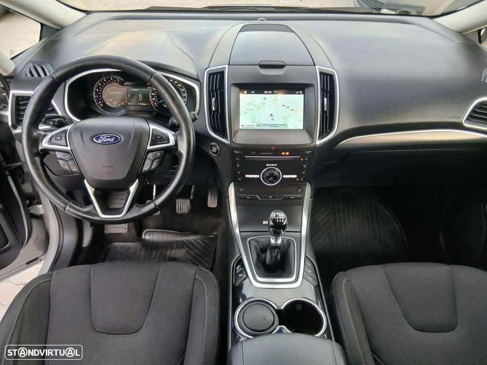 Ford S-Max 2.0 TDCi Trend - 38
