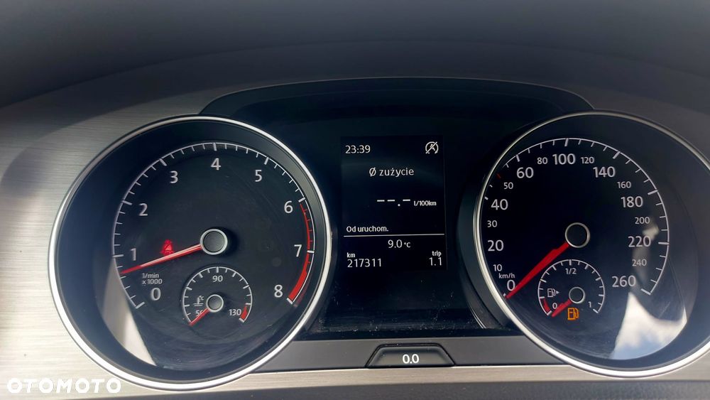 Volkswagen Golf 1.2 TSI BlueMotion Technology Cup - 26