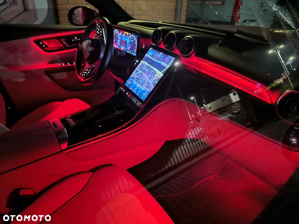 Mercedes-Benz GLC - 23